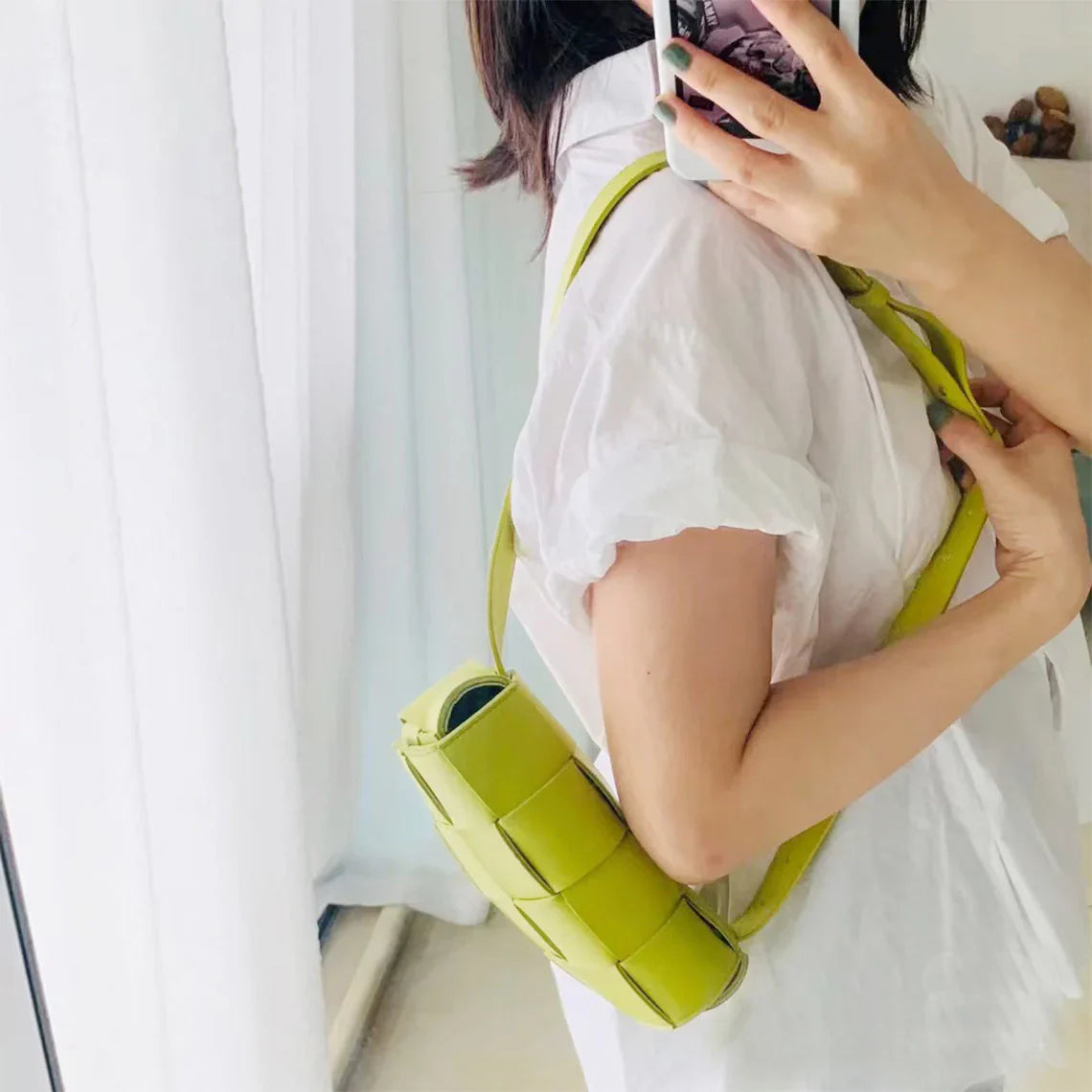Glamora | Luxurious & Modern Belt Bag for Women