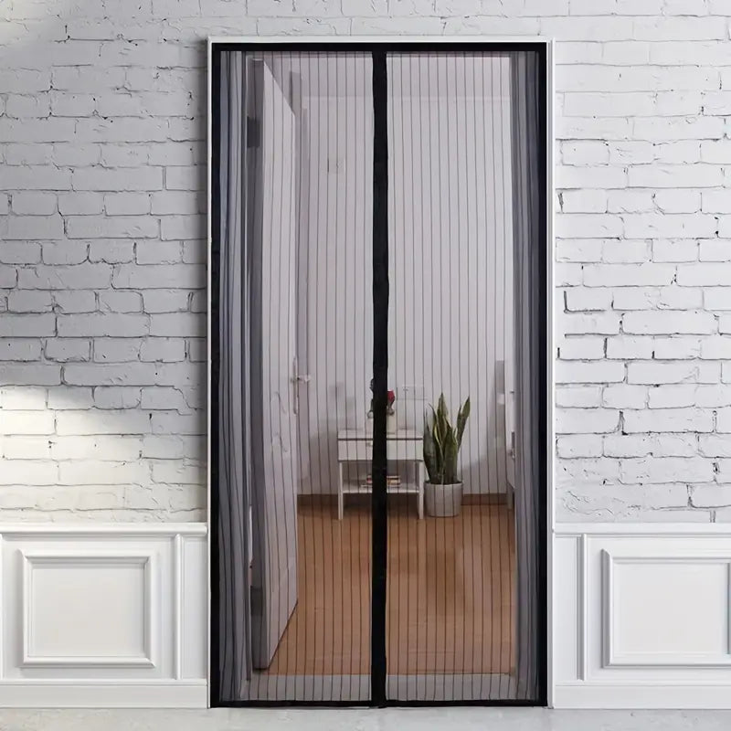 BugGuard | Magnetic Insect Door