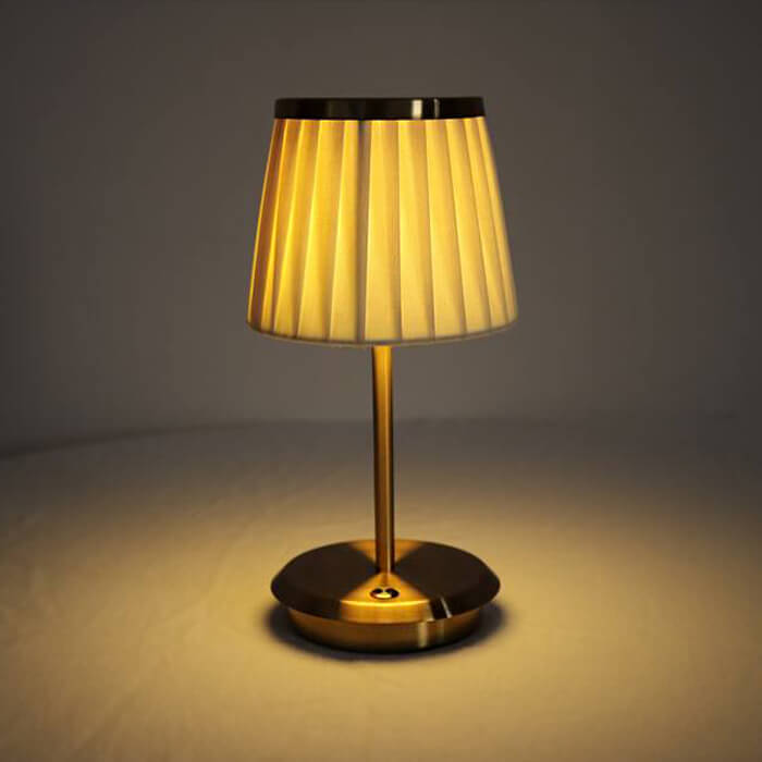 GoldLoom | Classic Table Lamp