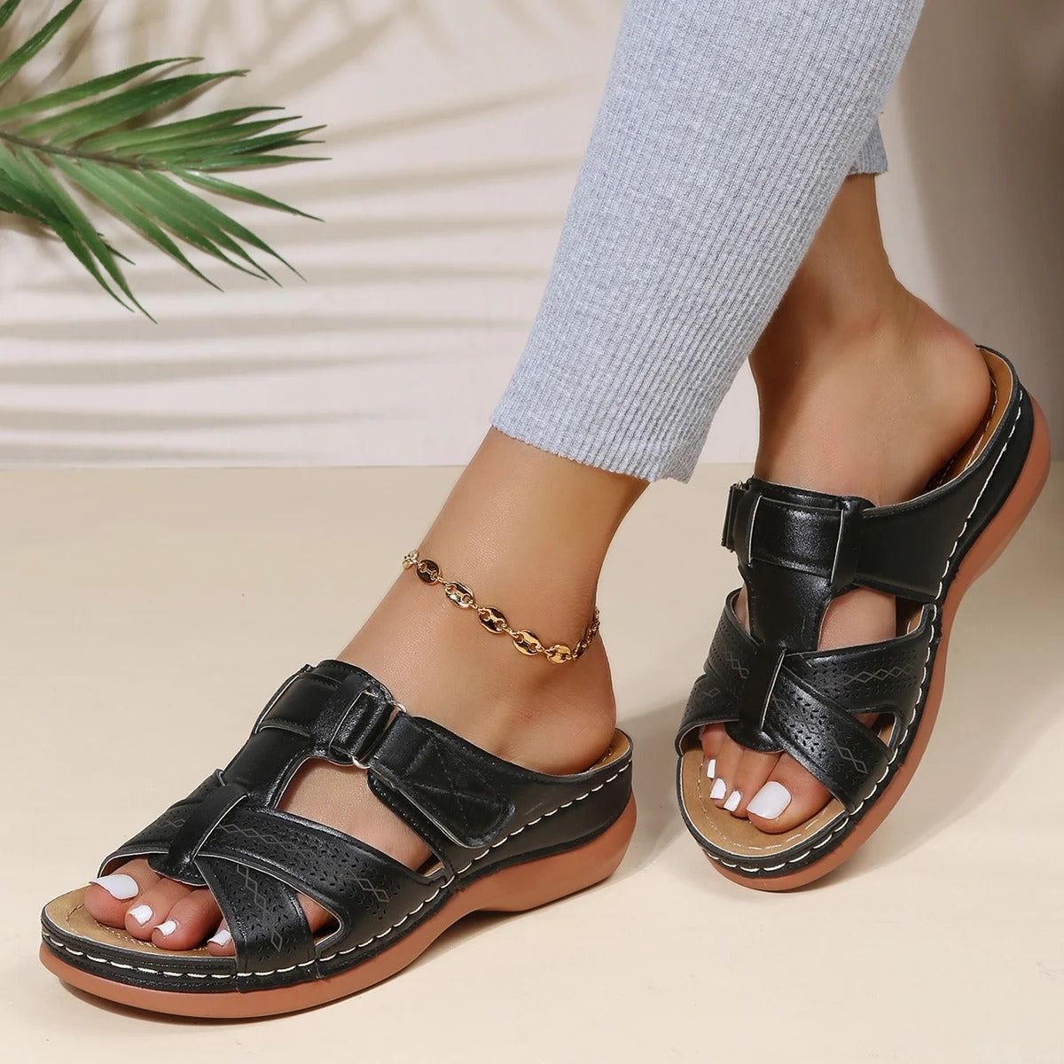 Evelyn | Orthopedic Leather Sandals with Strap Restraint