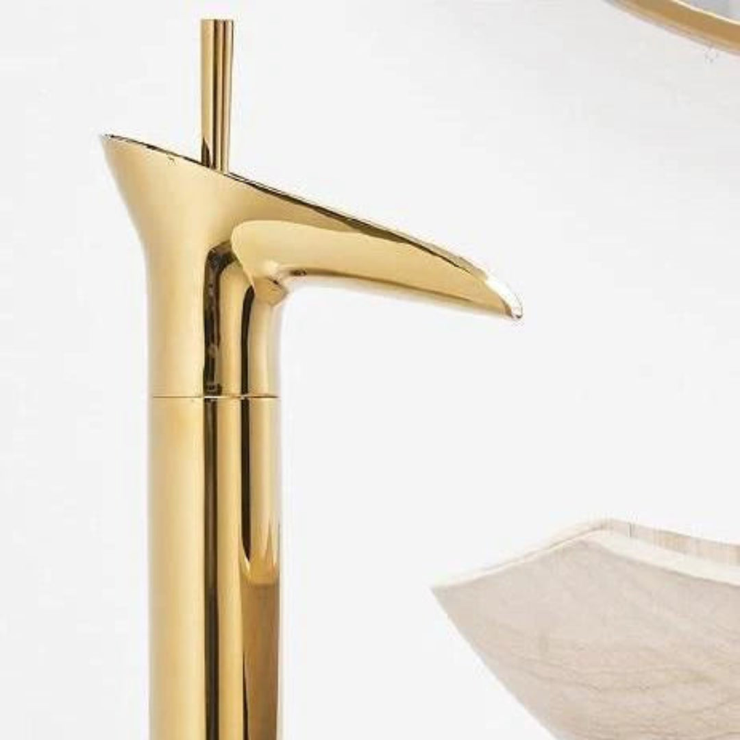 ElegantFlow | Luxurious Waterfall Faucet