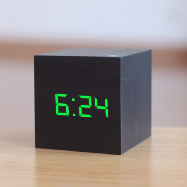 TimeCube | Digital square LED alarm clock