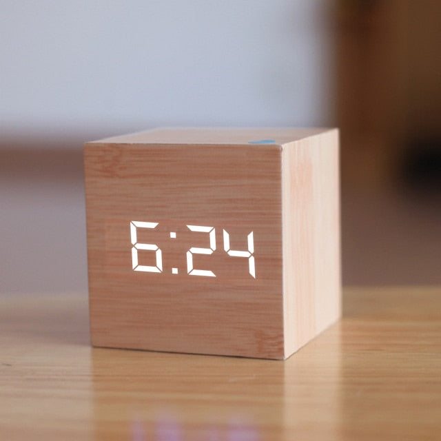 TimeCube | Digital square LED alarm clock