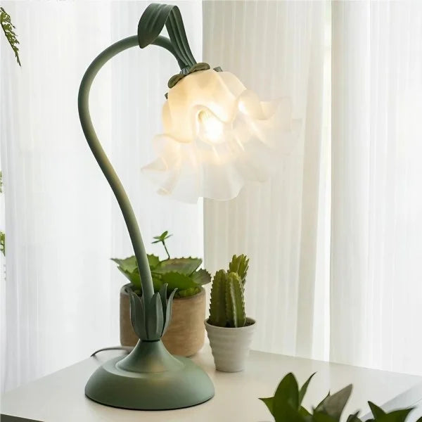 BlossomLight | Classic Adjustable Vintage Table Lamp