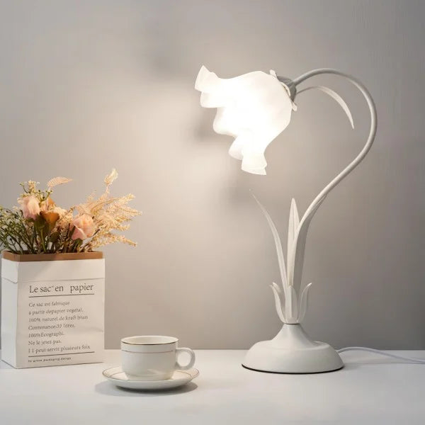BlossomLight | Classic Adjustable Vintage Table Lamp