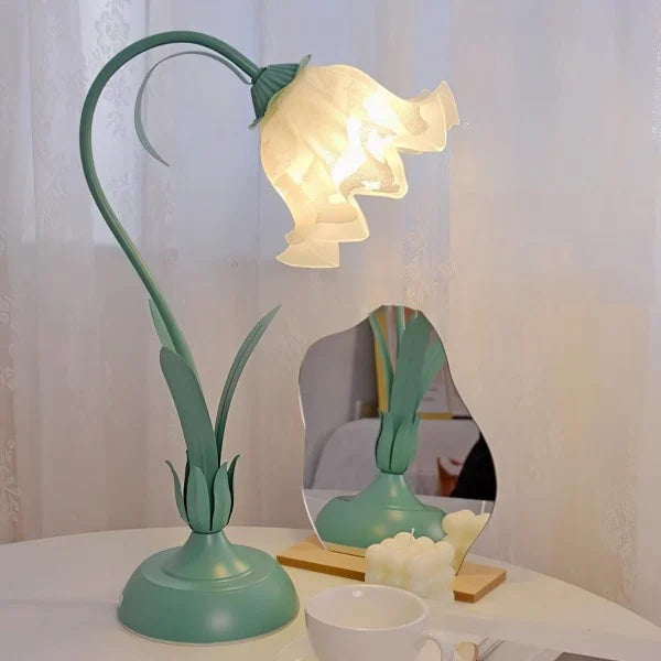 BlossomLight | Classic Adjustable Vintage Table Lamp