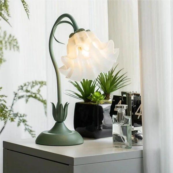 BlossomLight | Classic Adjustable Vintage Table Lamp