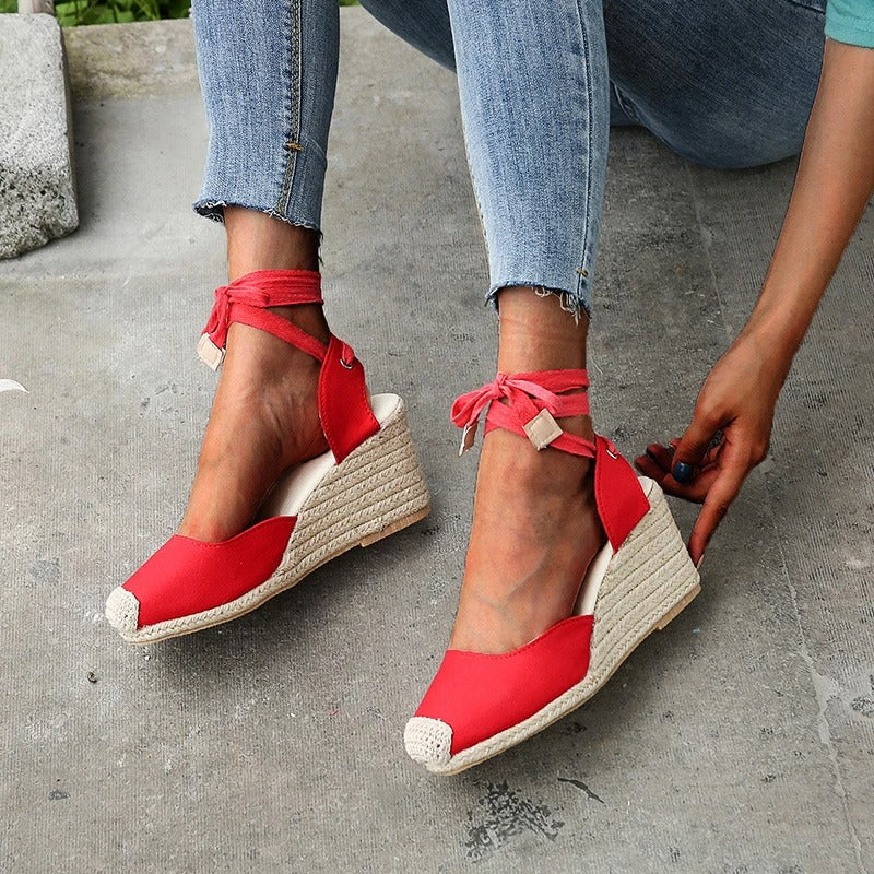 Belinda | Kile heel sandals with laces
