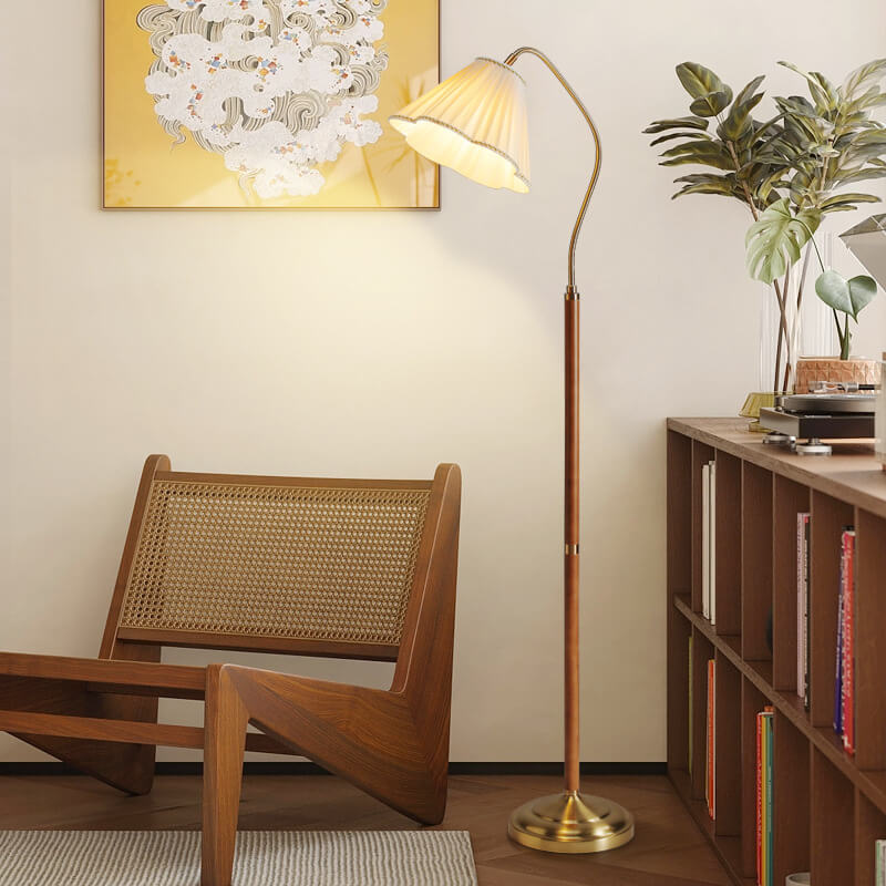 GlowLodge | Japanese Vintage Flower Solid Wood Iron Fabric 1-Light Floor Lamp