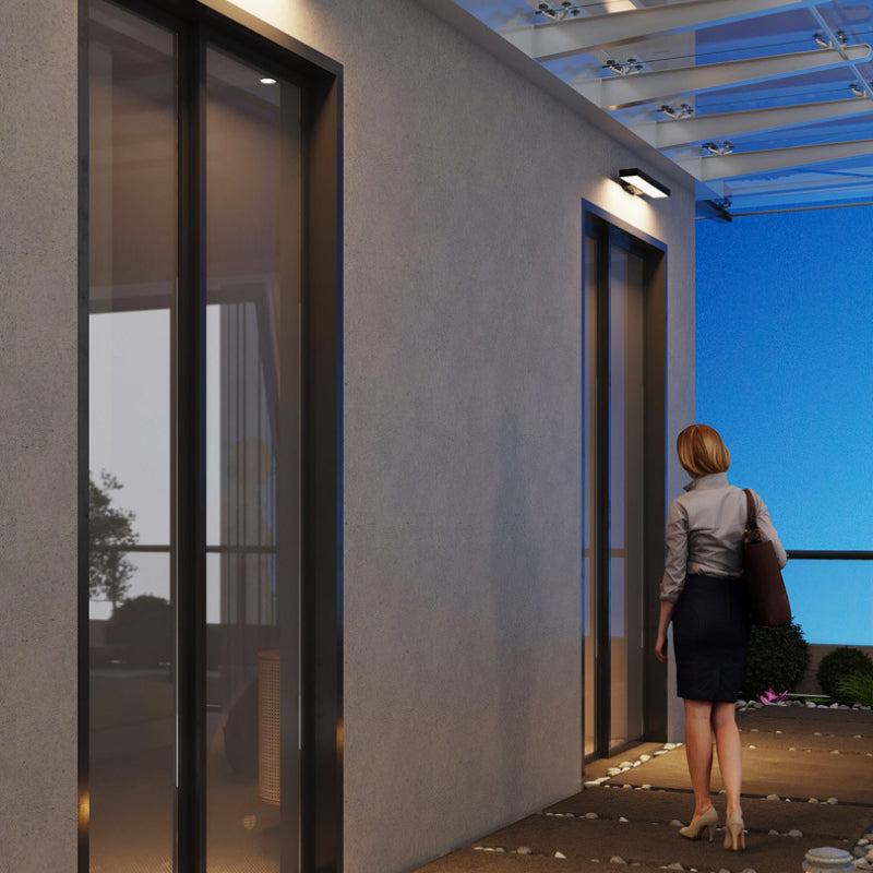 LuxeBar | Minimalist Outdoor Wall Light