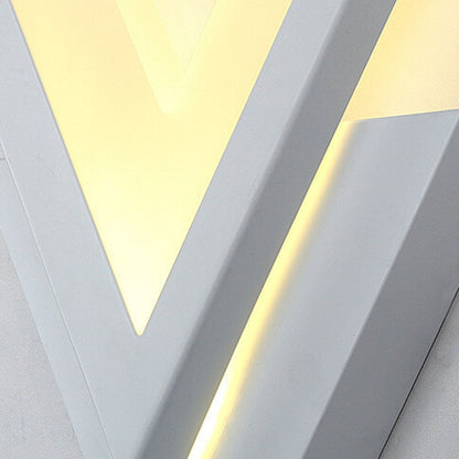V-Shine | Elegant LED Wall Light