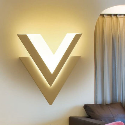 V-Shine | Elegant LED Wall Light