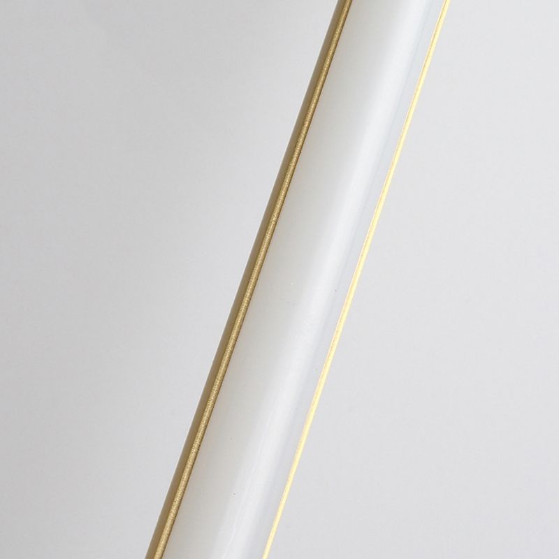 LuxLine | Vertical Wall Lamp