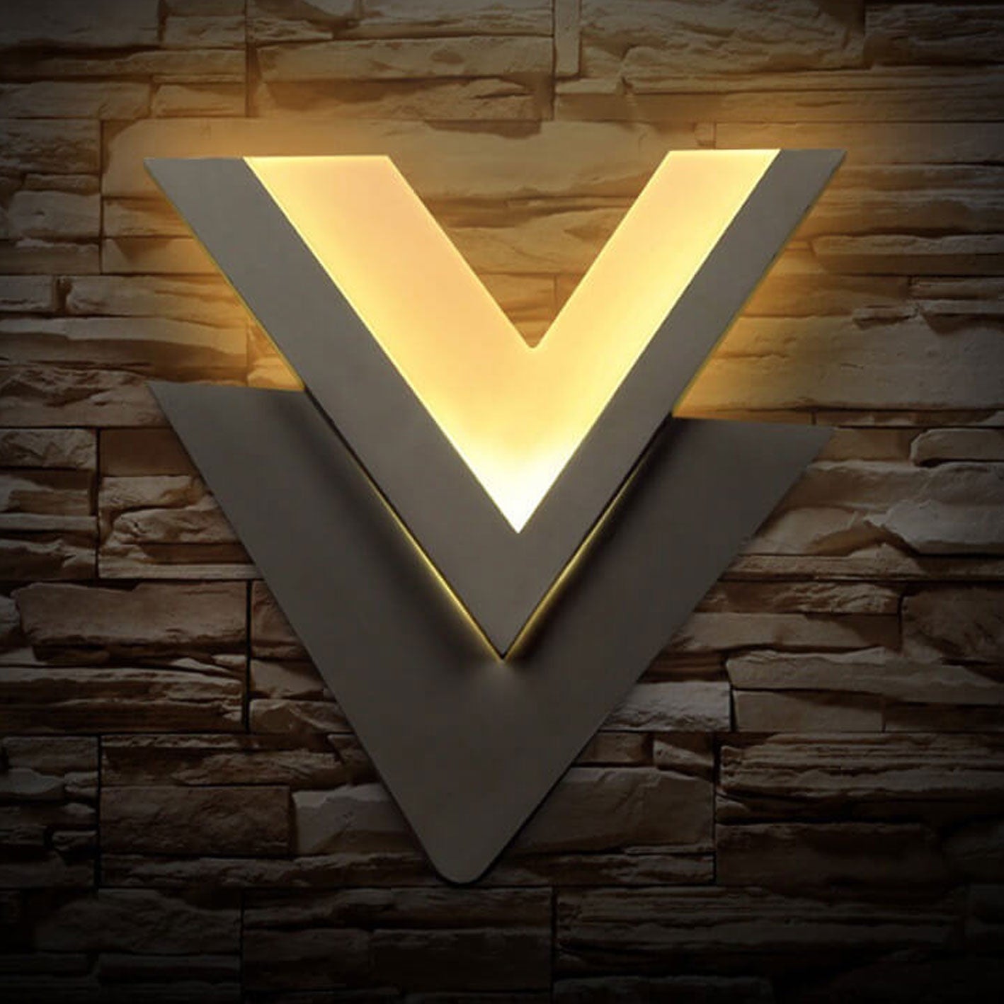 V-Shine | Elegant LED Wall Light