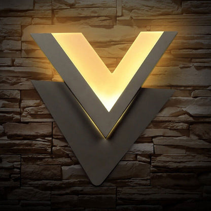 V-Shine | Elegant LED Wall Light