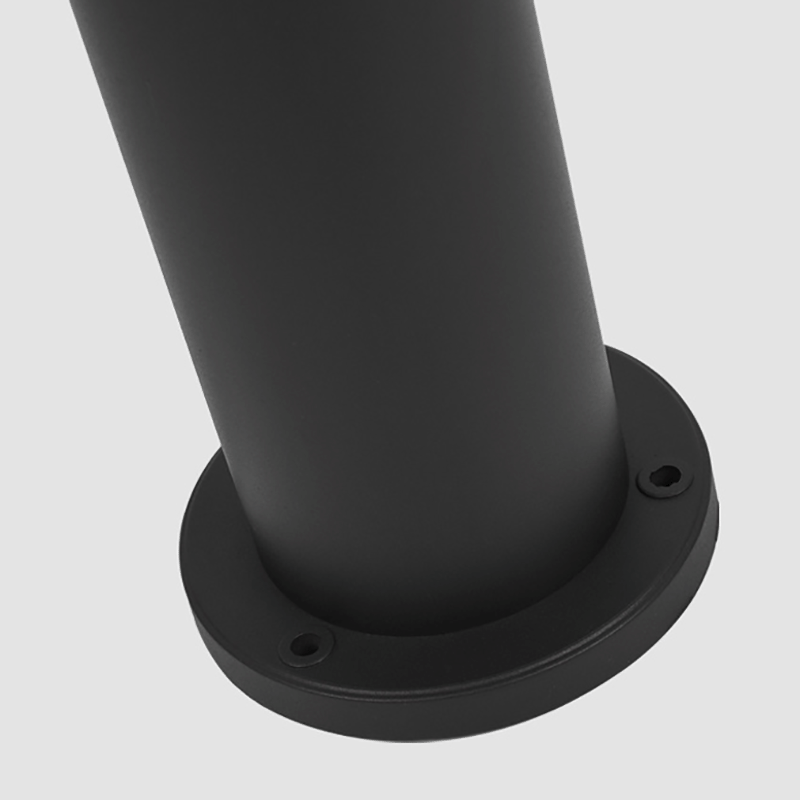 LuminoPost | Slim LED Outdoor Lamp in Black
