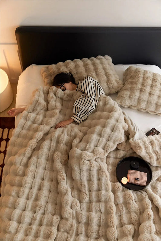 Soleil Étoilé | Plush Wool Blanket – Luxurious Comfort for Every Season 1