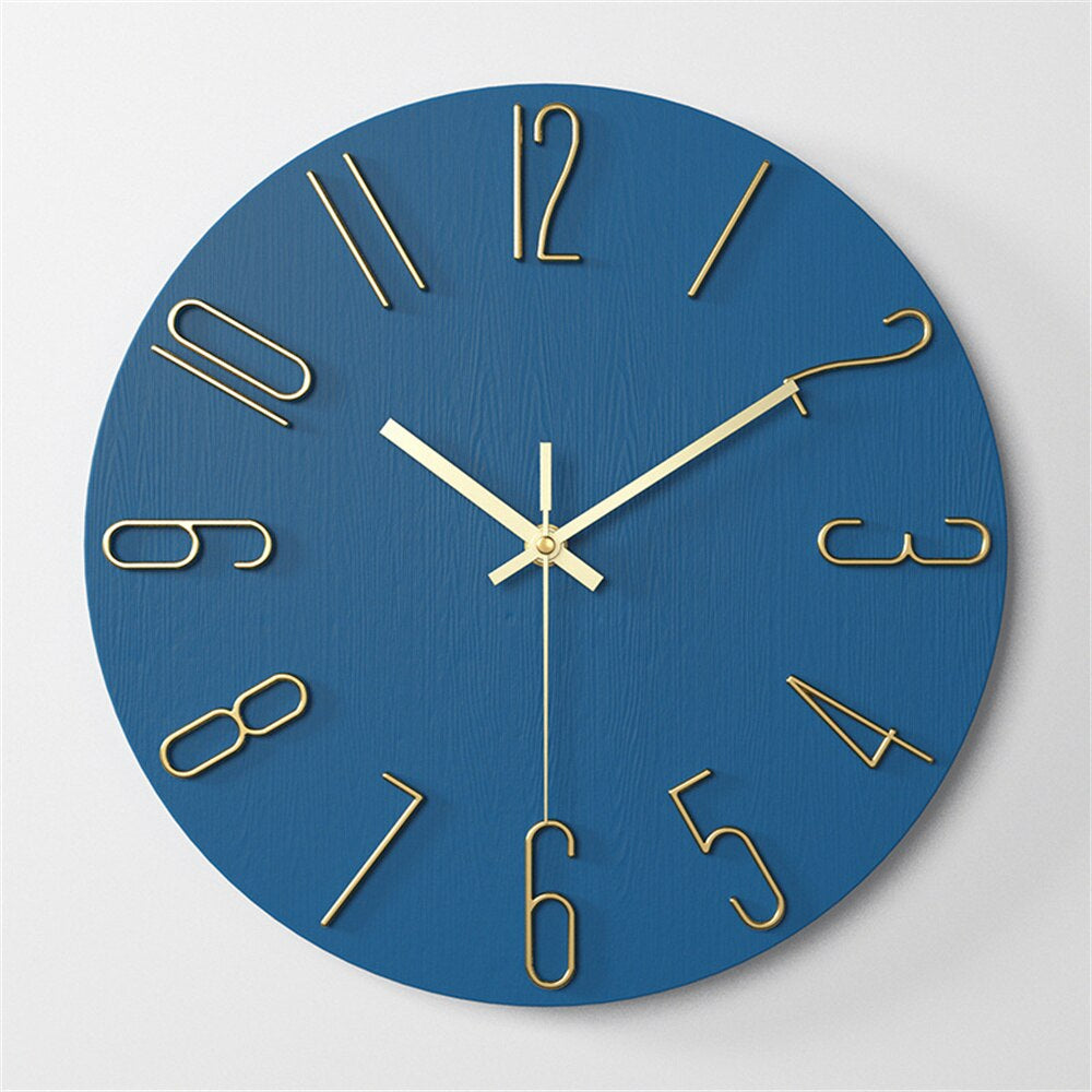RegalTime | Modern Wall Clock with Gold Accent