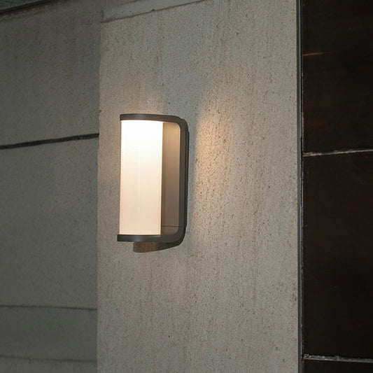 NovaShine | Trendy Black & White Outdoor Wall Light