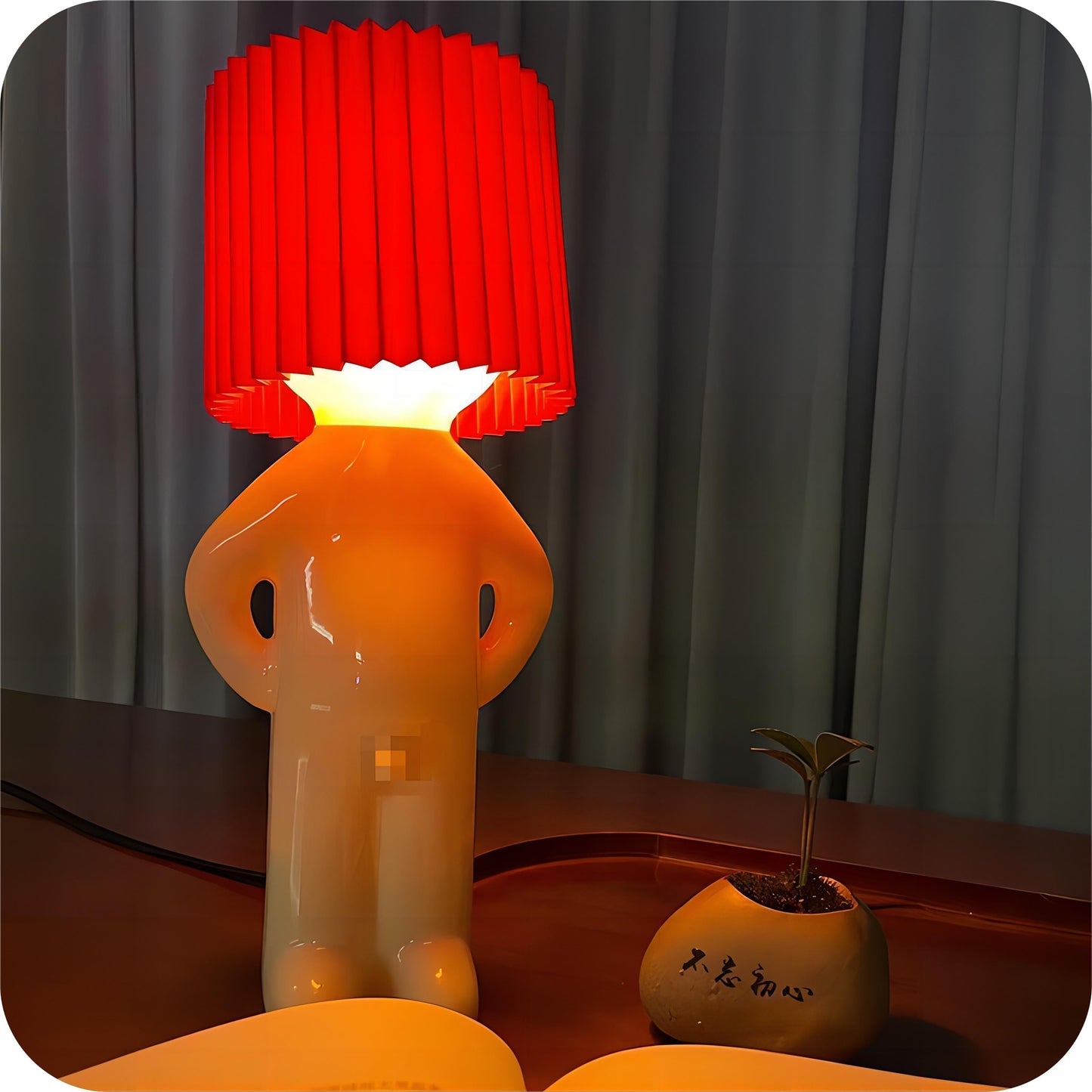 FunnyPal | Fun & Quirky Table Lamp