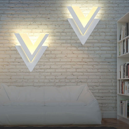 V-Shine | Elegant LED Wall Light