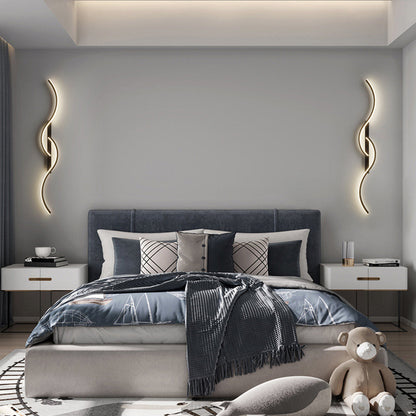 TwilightCurve | S-Shaped Wall Lamp