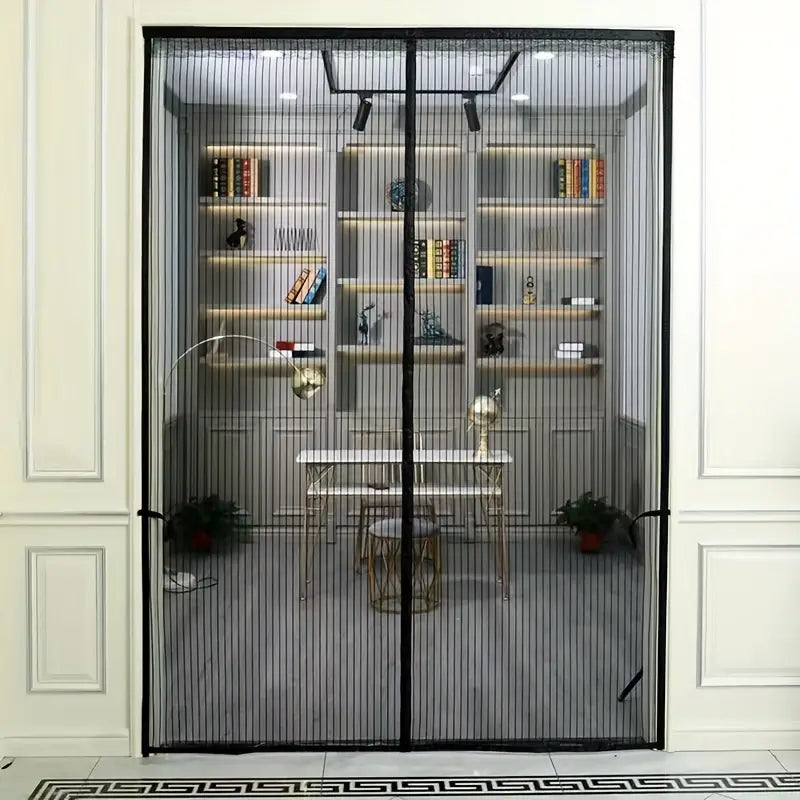 BugGuard | Magnetic Insect Door