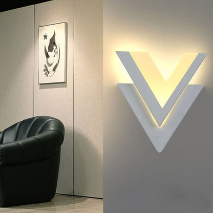 V-Shine | Elegant LED Wall Light