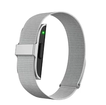 HealthTrack | IP68 Waterproof fitness pedometer