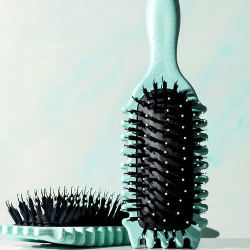 BounceCurl | 3-in-1 Curl Brush – Defined Curls & Frizz Control