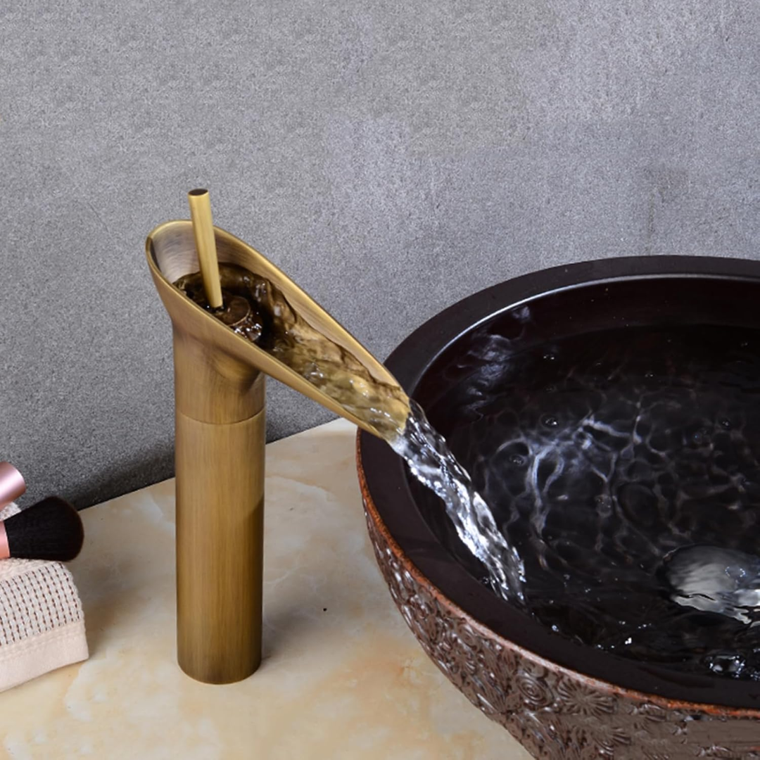 ElegantFlow | Luxurious Waterfall Faucet