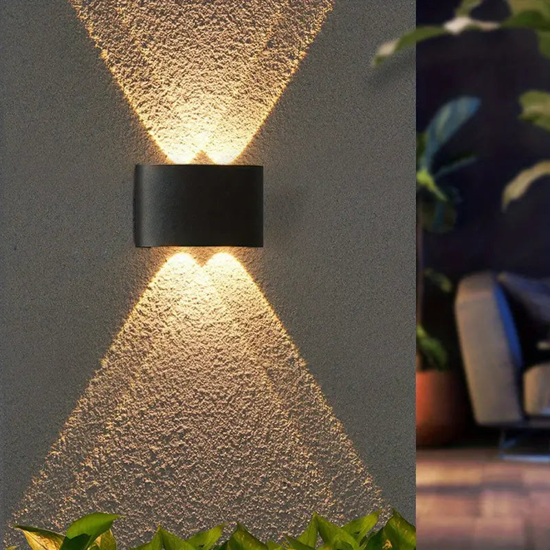 Luminex | Modern & Elegant 4W LED Wall Lamp