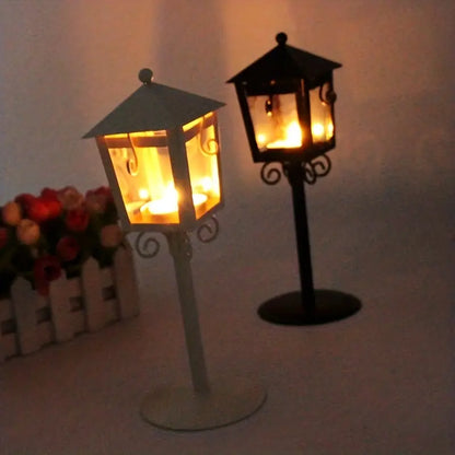 UrbanCharm | Retro & Elegant Pavilion Candle Holder