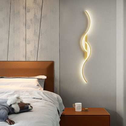 TwilightCurve | S-Shaped Wall Lamp