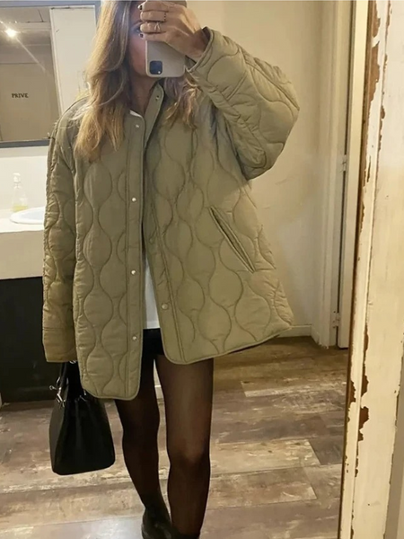 Elegant Women's Quilted Jacket - Stylish Long Sleeve Winter Coat with Button Closure-1