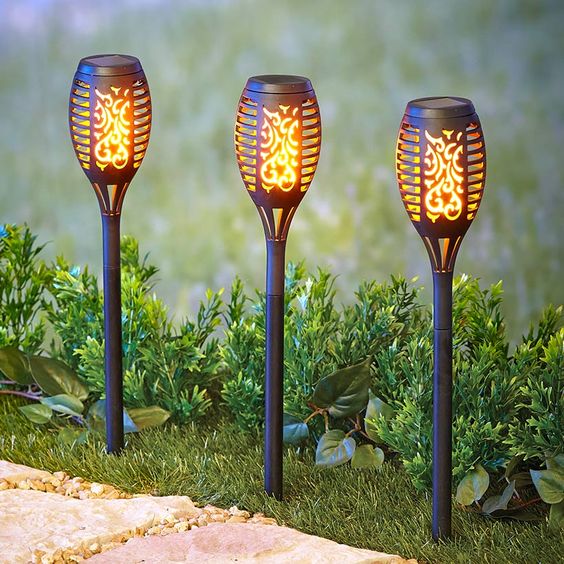 ZenAura | Luxury & Modern Flashlight Garden Lighting