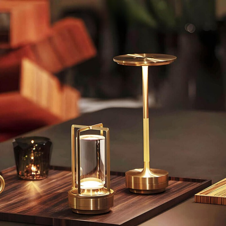 Auralight | Luxurious & elegant wireless table lamp