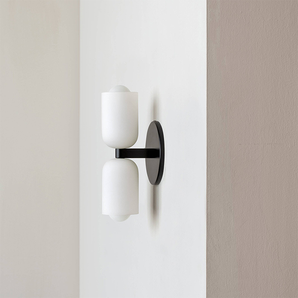 TwinFlare | Elegant Two-Way Wall Lamp