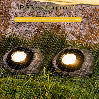 SolarStone | Naturally Appearing Garden Light in Stone Look
