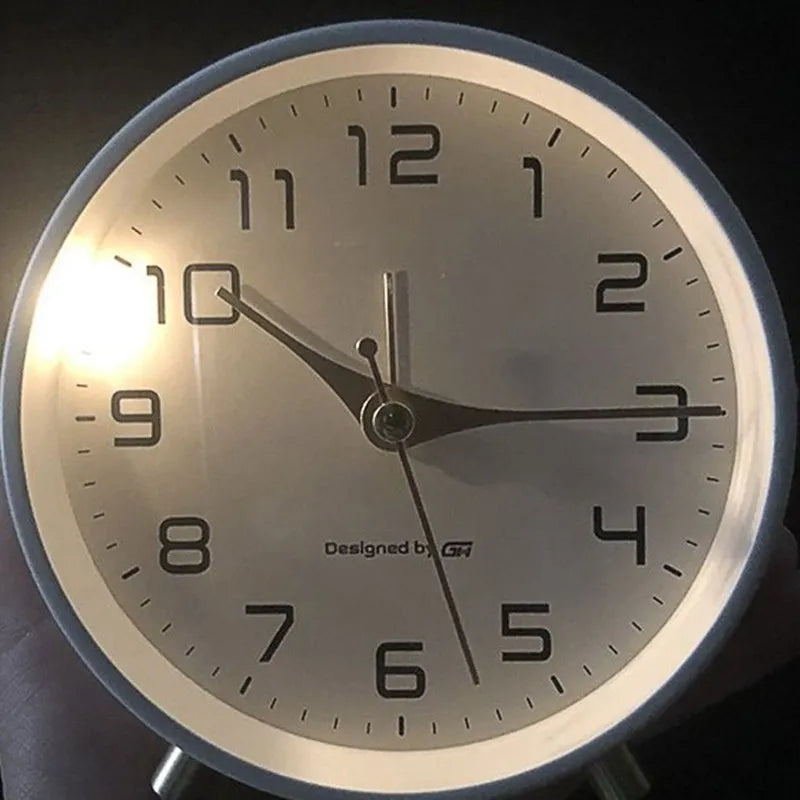 AeraDial - Scandinavian Style Table Clock