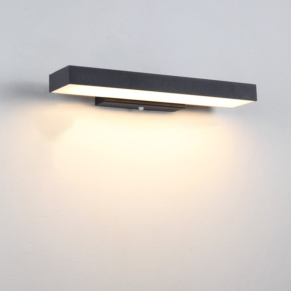 LuxeBar | Minimalist Outdoor Wall Light