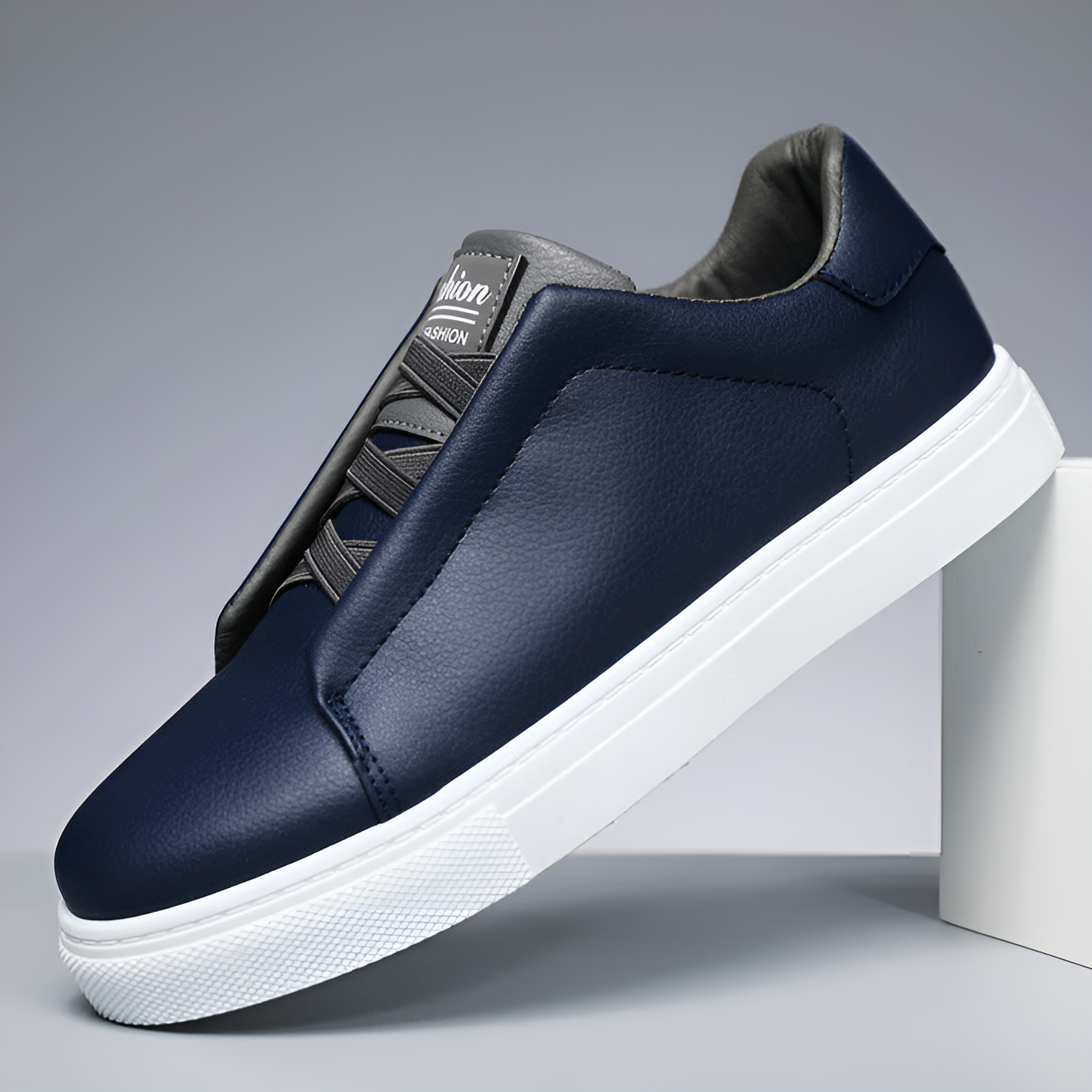Variant image for Classic Leather Men's Sneakers - Cushioned Sole for All-Day Comfort-11
