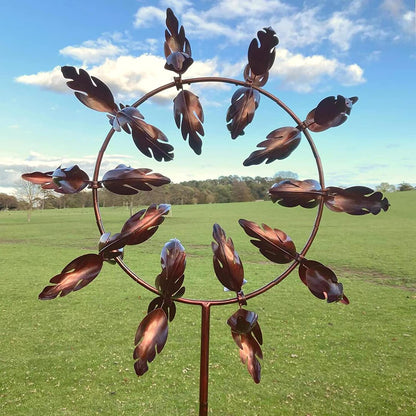 BreezeArt | Silent Garden Decoration with Rotating Leaves