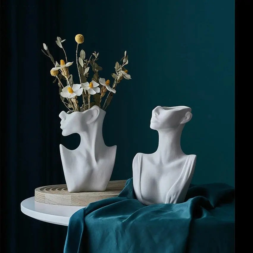 GoddessBloom | Tidy Neck Vase