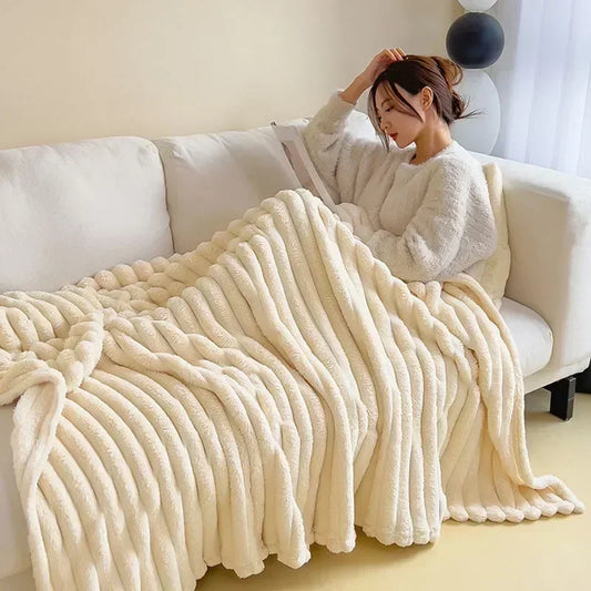 ComfortCloud | Super Soft & Comfortable Plush Blanket