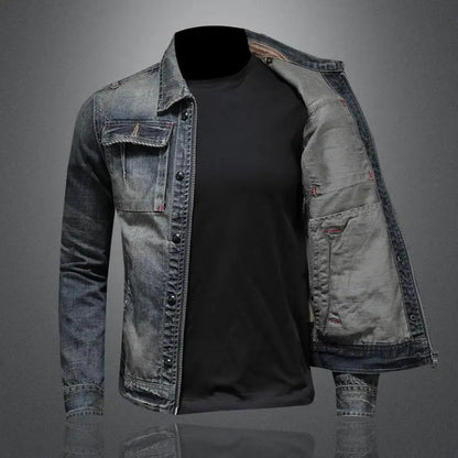 https://cdn.shopify.com/s/files/1/0646/0555/2908/files/Denim-Jacket-Zipper-Closure-Chest-Pockets-2.webp?v=1745638862