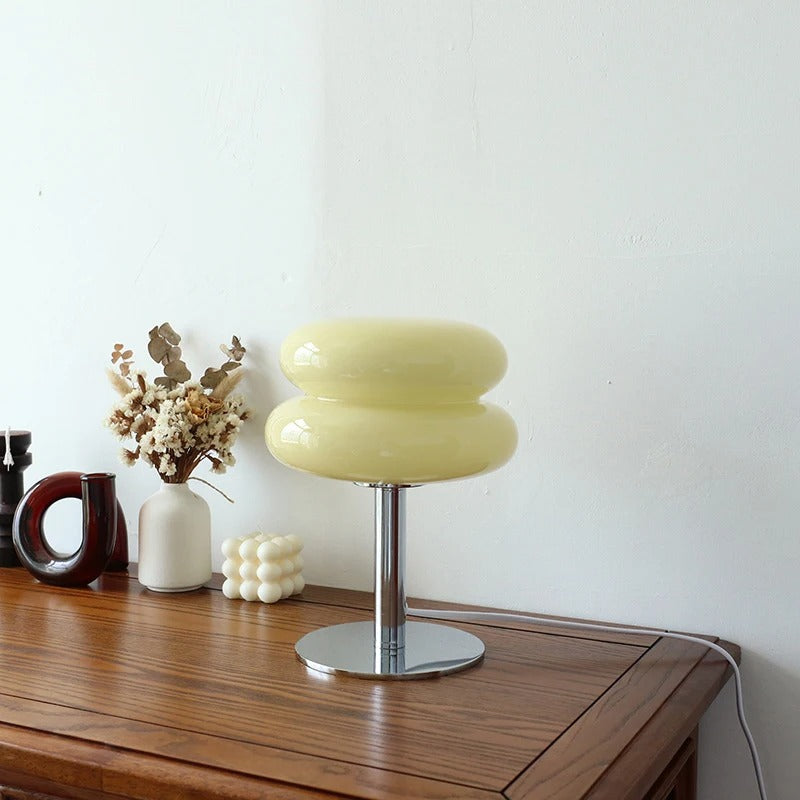 GlowLuxe | Funktionale und Moderne Glas-Tischlampe5