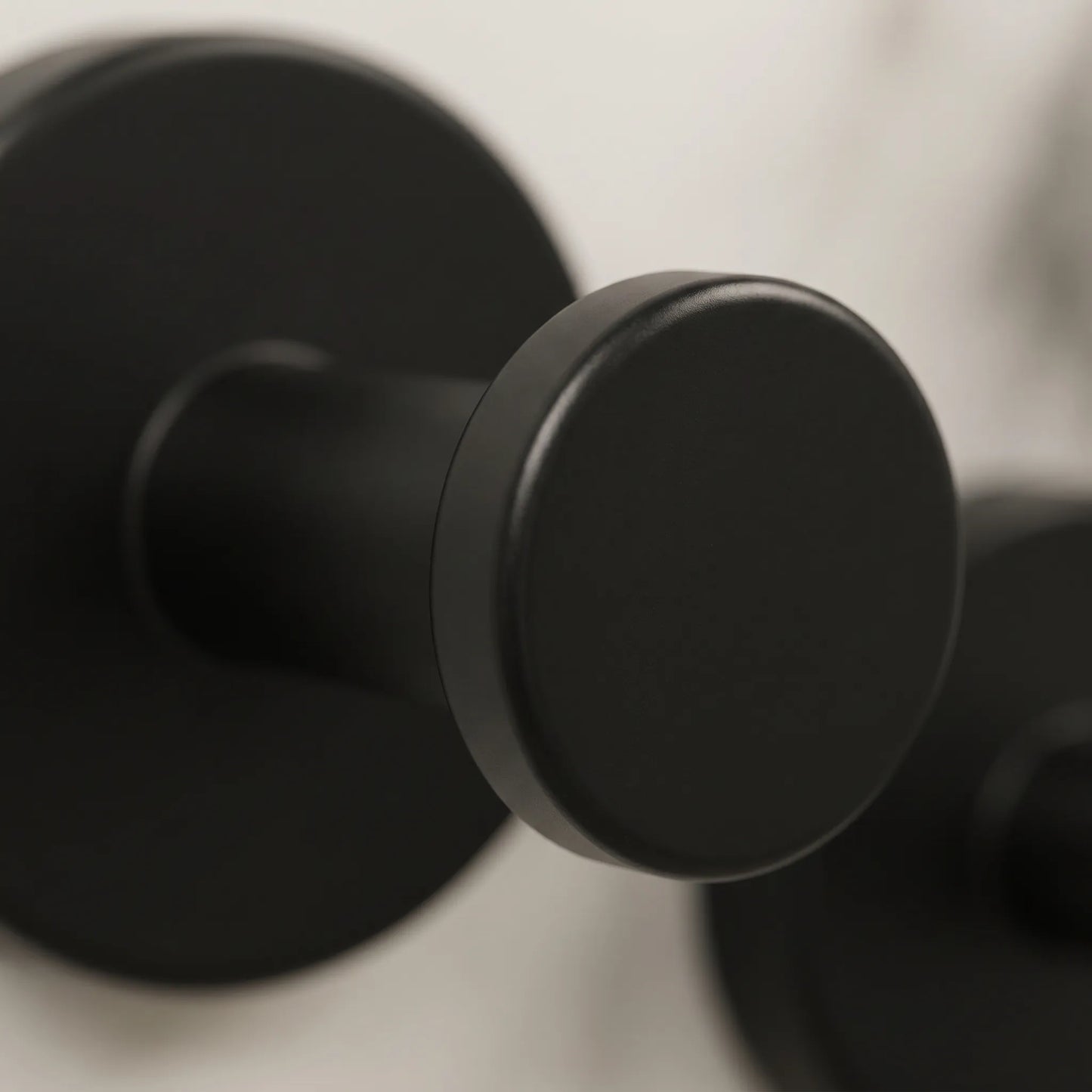Gripza - Minimalist Adhesive Round Wall Hook