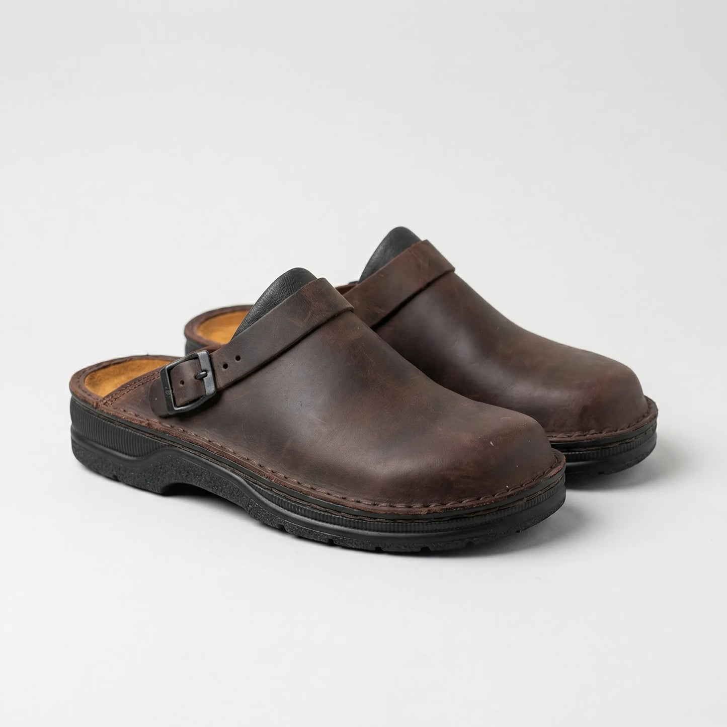 Henrikoze - Mens Slip On Clogs