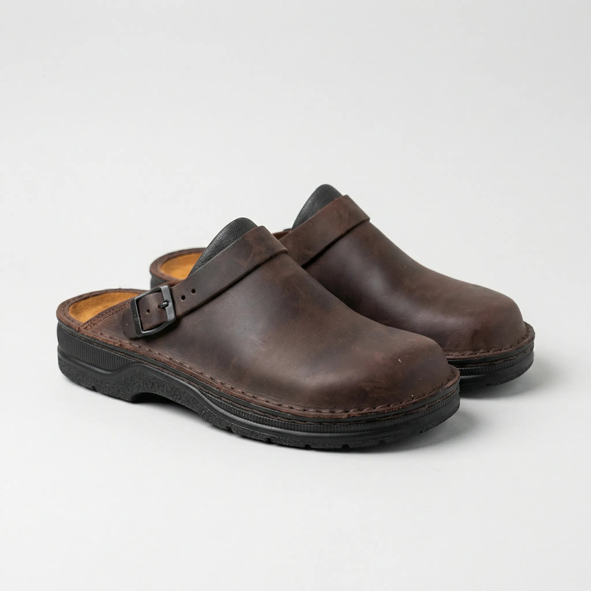 Henrikoze - Mens Slip On Clogs